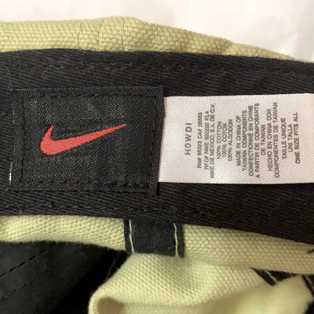 💚 Nike N-71 Adjustable Cap - Picture 3 of 3